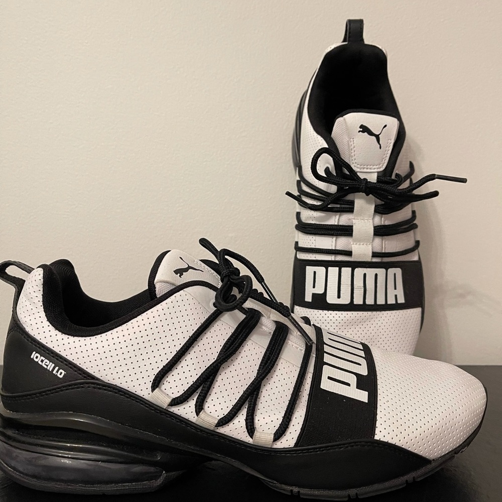 Men’s Puma Tennis Shoed